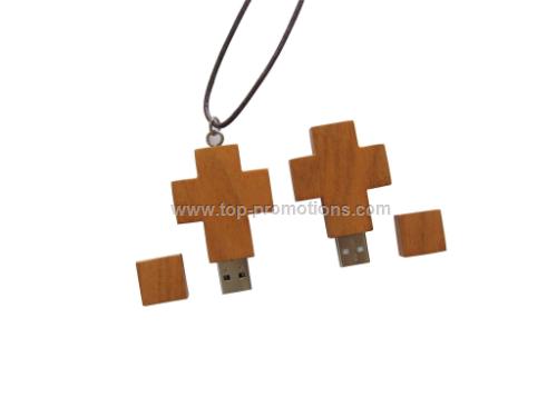 wooden USB stick