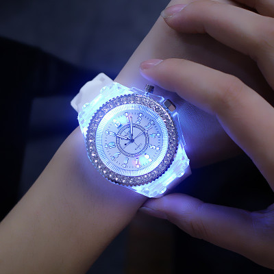 fashion glowing diamond led watch silicone quartz geneva led watch