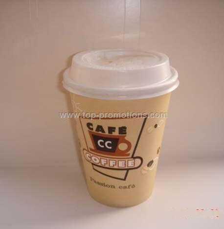 Paper cup with lid