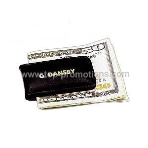 Leather money clip with magnet