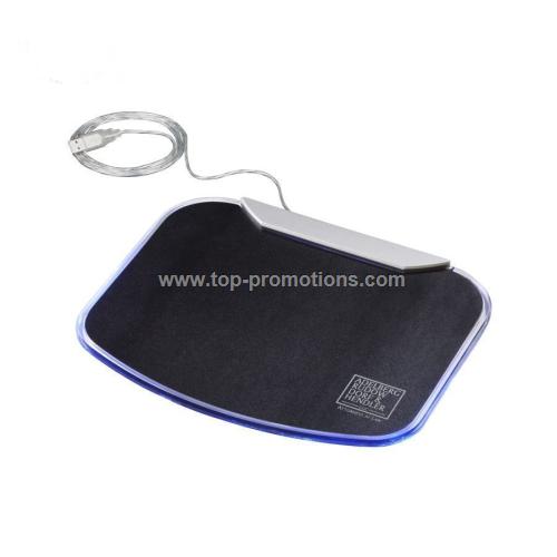 4-port USB hub mouse pad