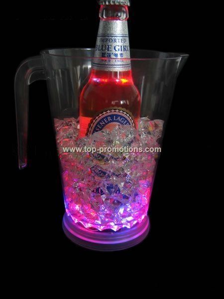 LED flashing beer mug