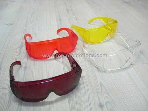 Safety glasses