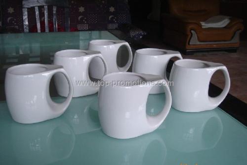 Pottery cup with special shape