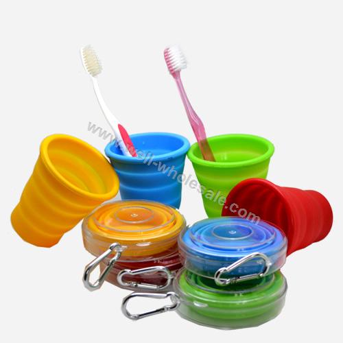 Protable foldable silicone cup