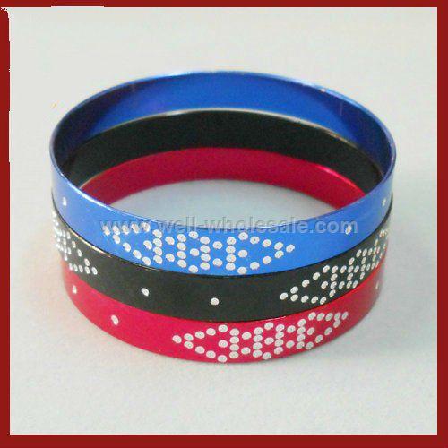 Multi color anodized bangle