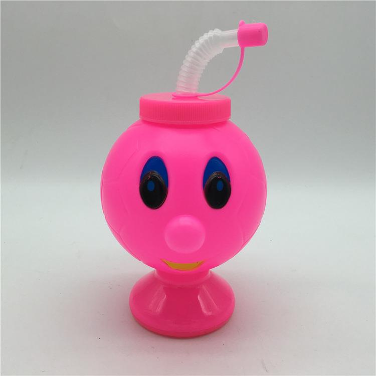 Factory wholesales plastic kids cup goblet straw cup