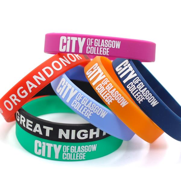 Factory Price Custom Color Changing Silicone Wristband Wholesale From China