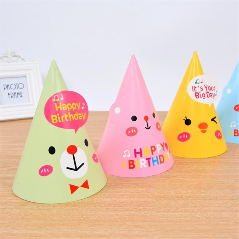 polka dot party hat birthday party decorated with children's daily necessities hats